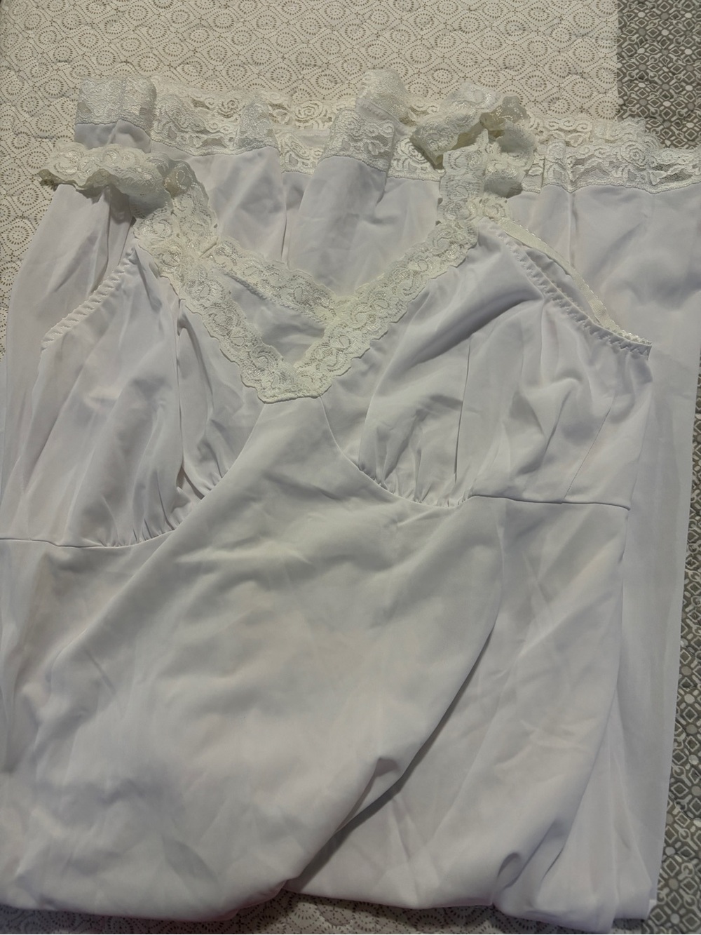 Vintage Lace-Trim White Women's Slip/Nightgown